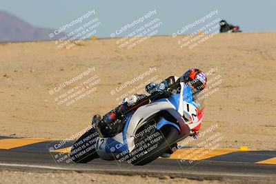 media/Oct-07-2023-CVMA (Sat) [[f84d08e330]]/Race 13 500 Supersport-350 Supersport/